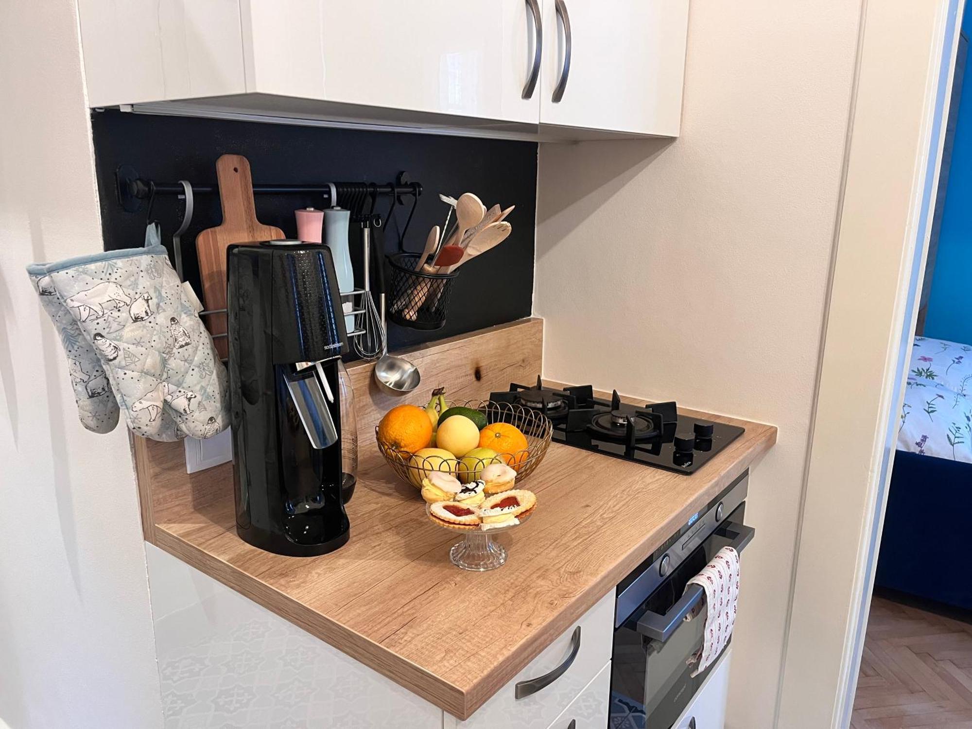 Moderni Apartman Na Hluboke V Praze - Idealni Pro 4 Praag Buitenkant foto